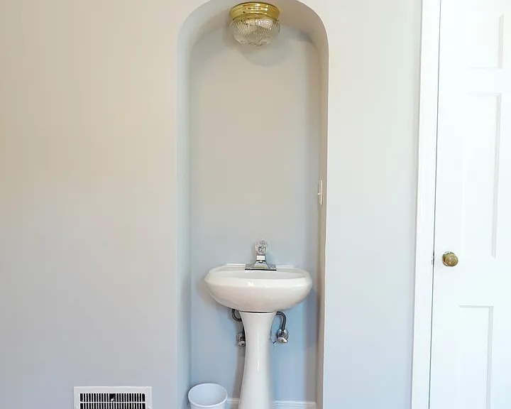 800 Maplewood Ave — Photo 49