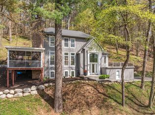 1840 Timber Trail Dr SE, Ada, MI 49301