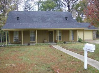 109 Royal Ct, Clinton, MS 39056
