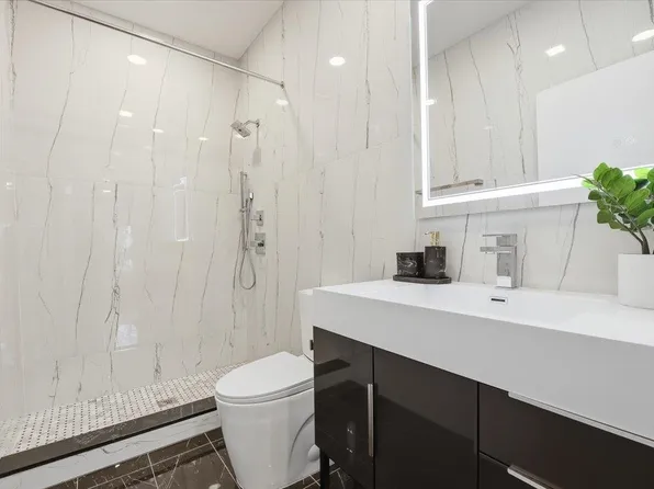 184 Central Avenue image 14 of 37