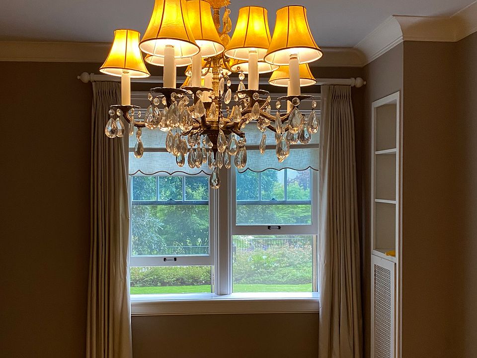 Formal dining room