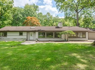 1475 Lakewood Rd, Bloomfield Hills, MI 48302