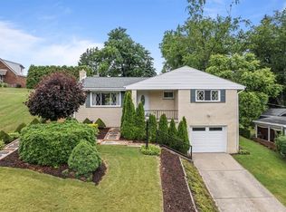 62 Ehle Ave, Coraopolis, PA 15108