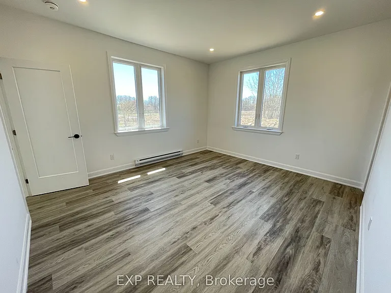 293 Flat Rapids Rd #A — Photo 11