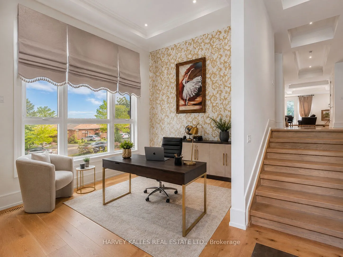 4 bed, $8,000 — Photo 2