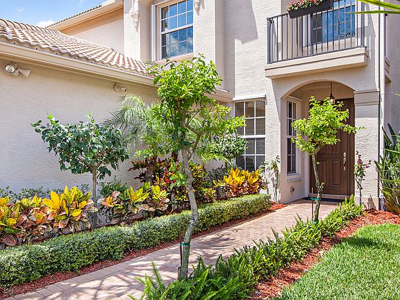 Meticulous landscaping!