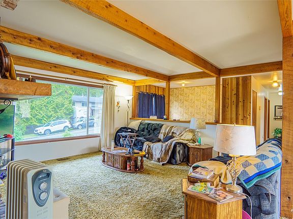 4th image of 1251 Rupert Rd