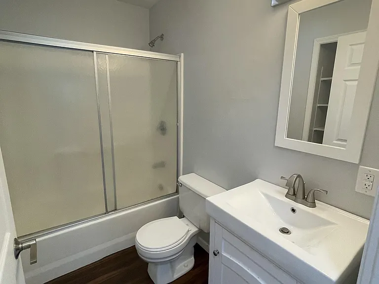 420 S Mitchell St — Photo 16