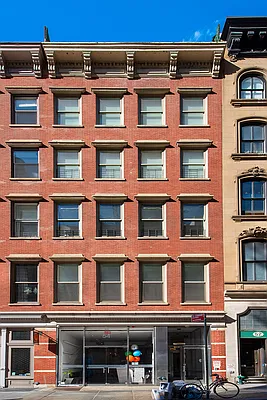 Rented by Compass | media 23