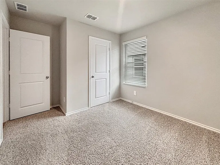 5544 Flannel Ln — Photo 4