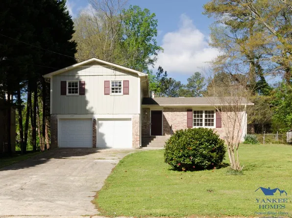 2517 Bailey Dr, Norcross, GA 30071