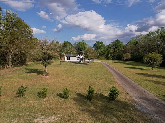 5th image of 1336 Earle Rd.