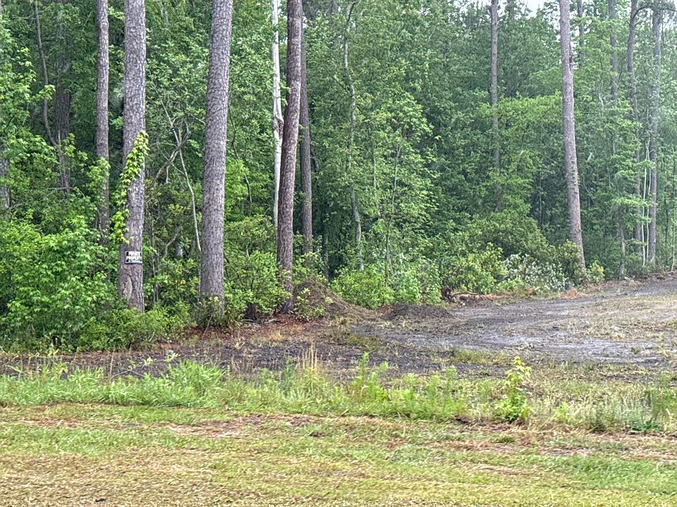 1st image of 181 Booth Ln