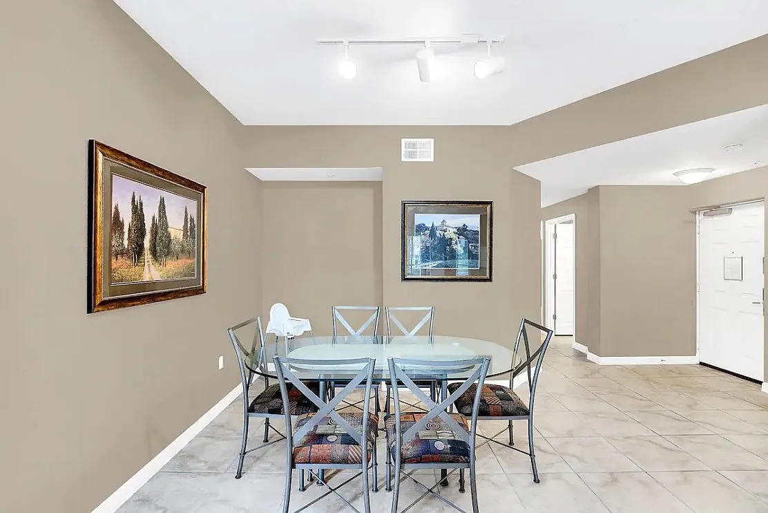 3 bed, 1437 sqft, $2,100 — Photo 4