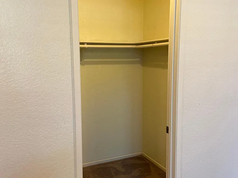 14639 Appian Way — Photo 20