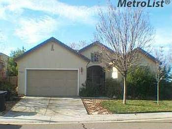 2nd image of 1697 Bottlebrush Cir