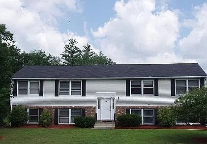 Front view of 7 Nina Pierce Circle . Unit interior is being renovated.