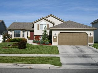 17403 E Mansfield Ave, Greenacres, WA 99016