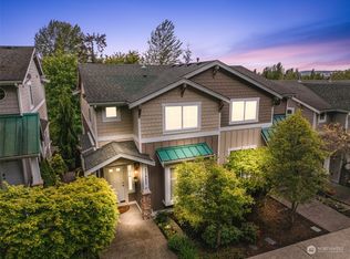 23827 20th Ave S, Seattle, WA
