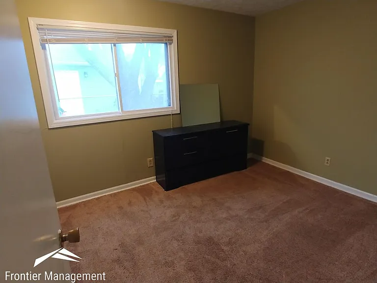 2417 Galloway Dr — Photo 12
