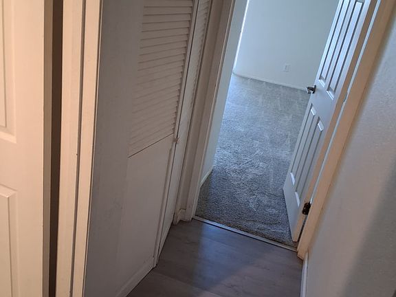 3rd image of 2511 NE 4th St APT 334
