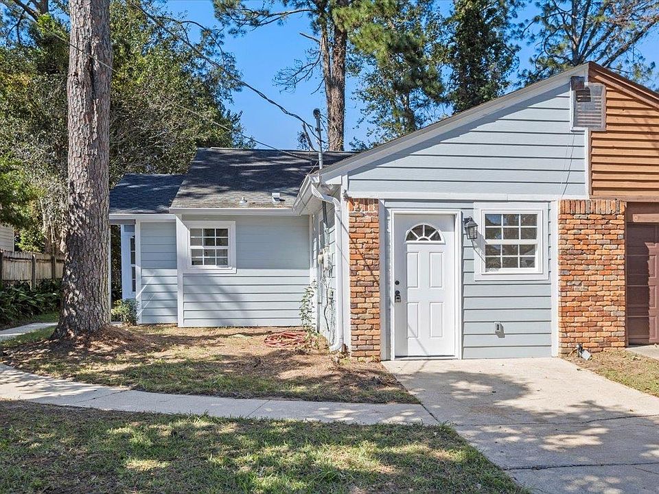 1st image of 3234 Albert Dr