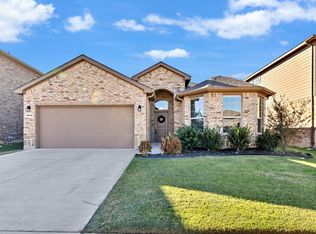 15840 Farringdon St, Justin, TX 76247
