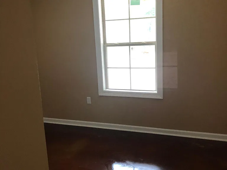 810 Saint Louis St — Photo 11