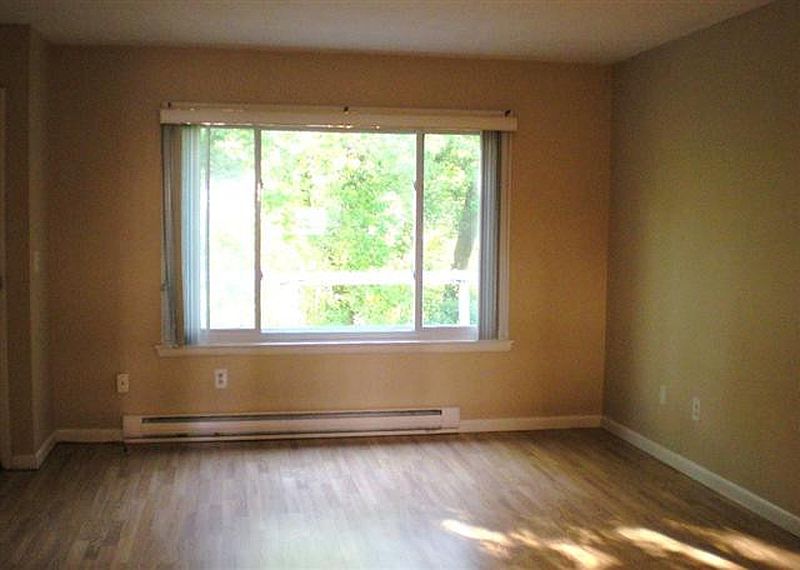 2nd image of 1603 ROCKPORT Court
