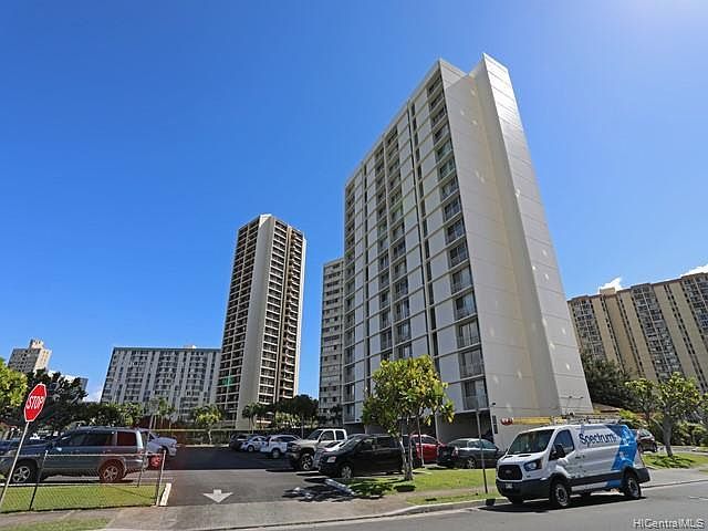 1st image of 949 Ala Nanala St APT 801