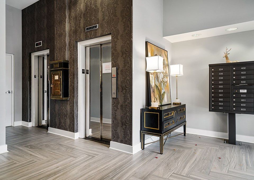 Textile Building 332 Main St Greenwood SC Zillow