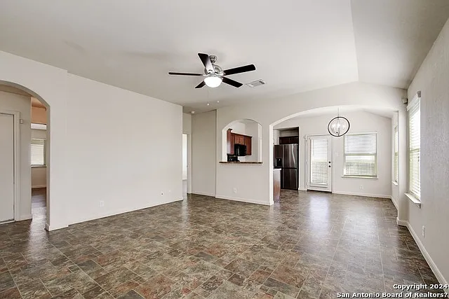 409 Teron Dr — Photo 12