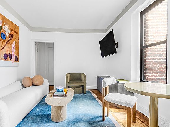 4th image of 295 W 11th St APT 5F
