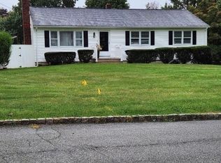 11 Highland Ave, Hackettstown, NJ 07840