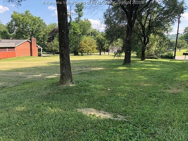 1st image of 101 Oakwood Ests