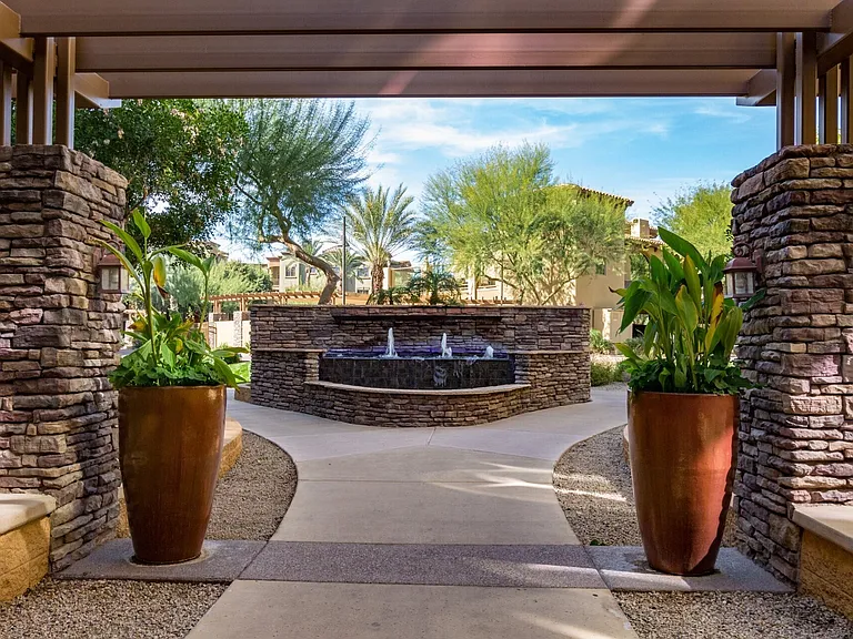 5450 E Deer Valley Dr — Photo 25