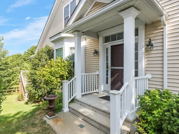 27 Belltree, Plymouth, MA 02360