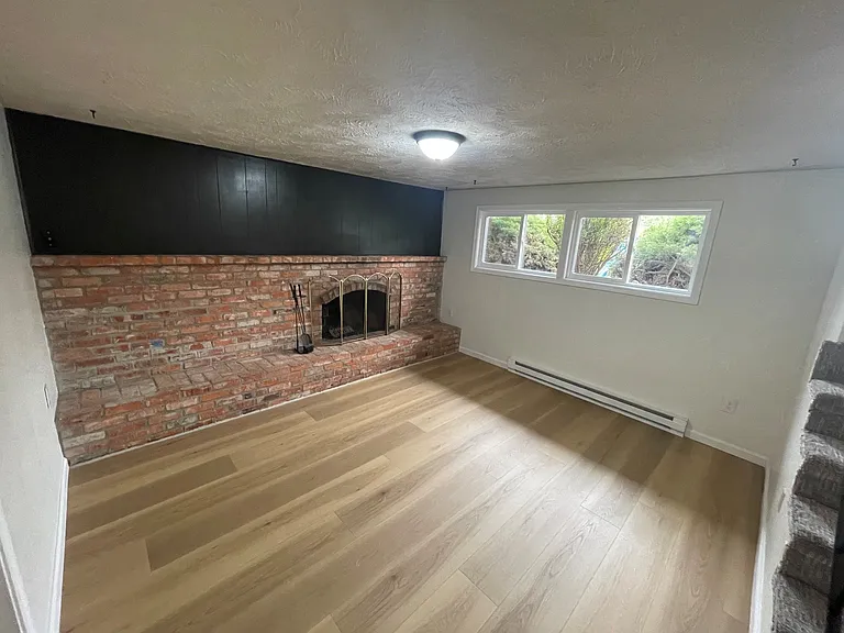 2537 E 27th Ave — Photo 10