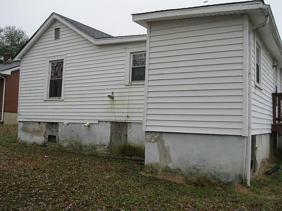 3rd image of 1008 Askin St