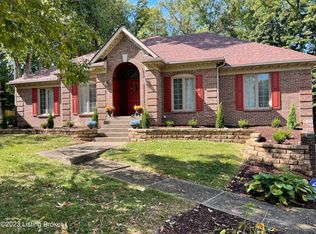 3116 Albans Pl, Louisville, KY 40241