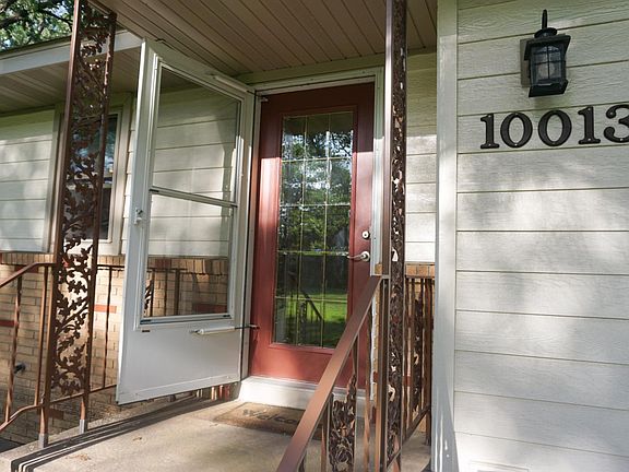 5th image of 10013 Cottonwood St NW