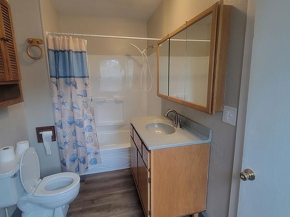 3rd image of 1820 Grant St