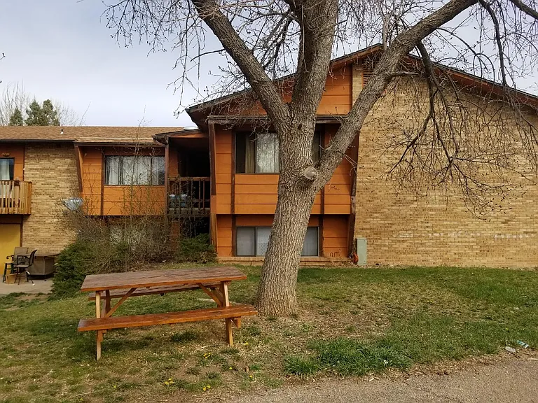 1734 Azalea Dr #4 — Photo 15
