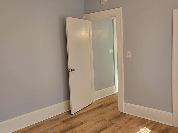 5th image of 1735 BRACKLAND Street