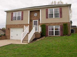 2001 Affirmed Ct, Lawrenceburg, KY 40342