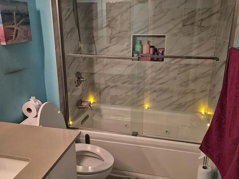 125 Lakeshore Ct — Photo 15