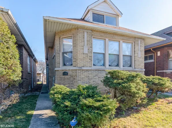 11707 S Hale Ave, Chicago, IL 60643