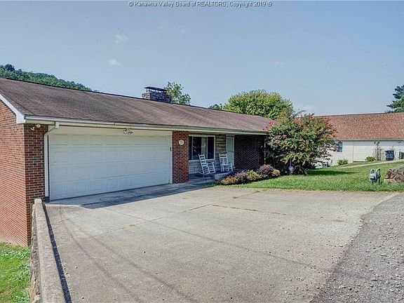 2nd image of 5140 Crystal Dr
