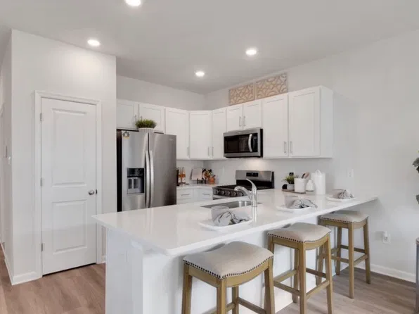 267 Hermosa Dr, Egg Harbor Township, NJ