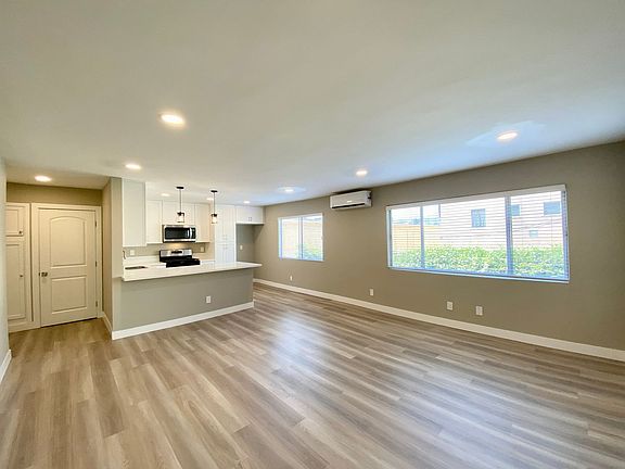 2nd image of 455 W Dryden St APT 6